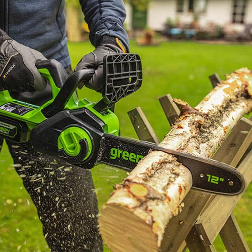 Cordless Brushless Chainsaw With 2Ah Battery & Charger - Image 2