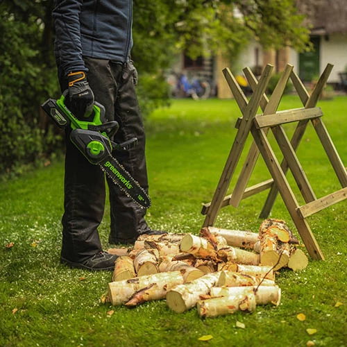Cordless Brushless Chainsaw With 2Ah Battery & Charger - Image 4