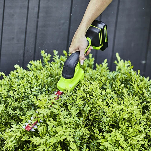 24v Grass Shrub/Shear Including Battery & Charger - Image 4